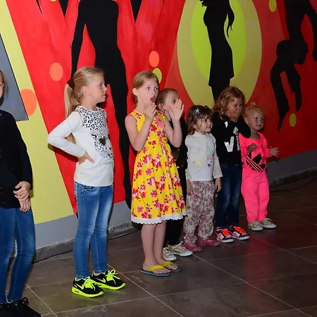 فندق أجار 4*