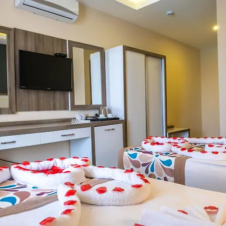 أجار فندق ألانيا