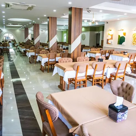 阿贾尔酒店 酒店 4*