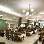 Acar 4*