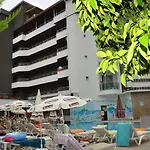 Готель Acar 4*