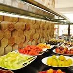 Готель Acar 4*